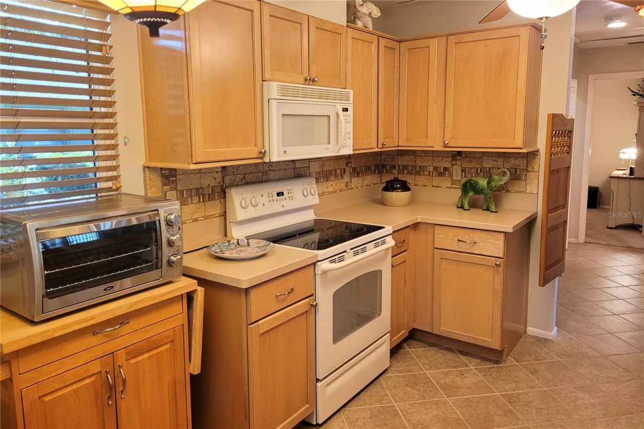 5071 Barrington Circle, Unit 1602, Sarasota, FL 34234 Photo