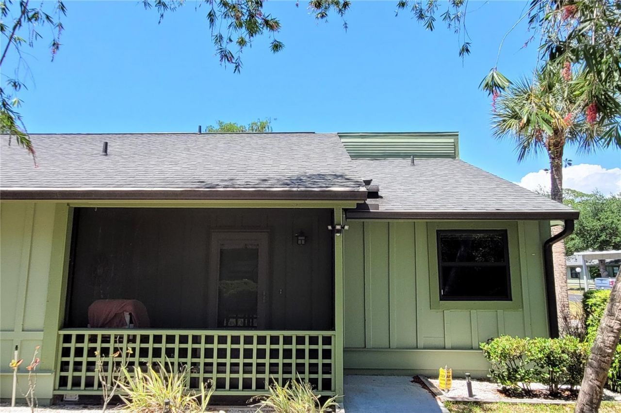 5071 Barrington Circle, Unit 1602, Sarasota, FL 34234 Photo