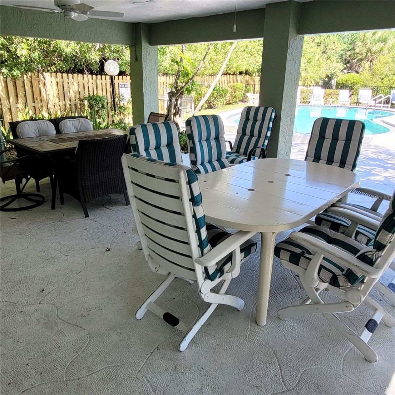 5071 Barrington Circle, Unit 1602, Sarasota, FL 34234 Photo
