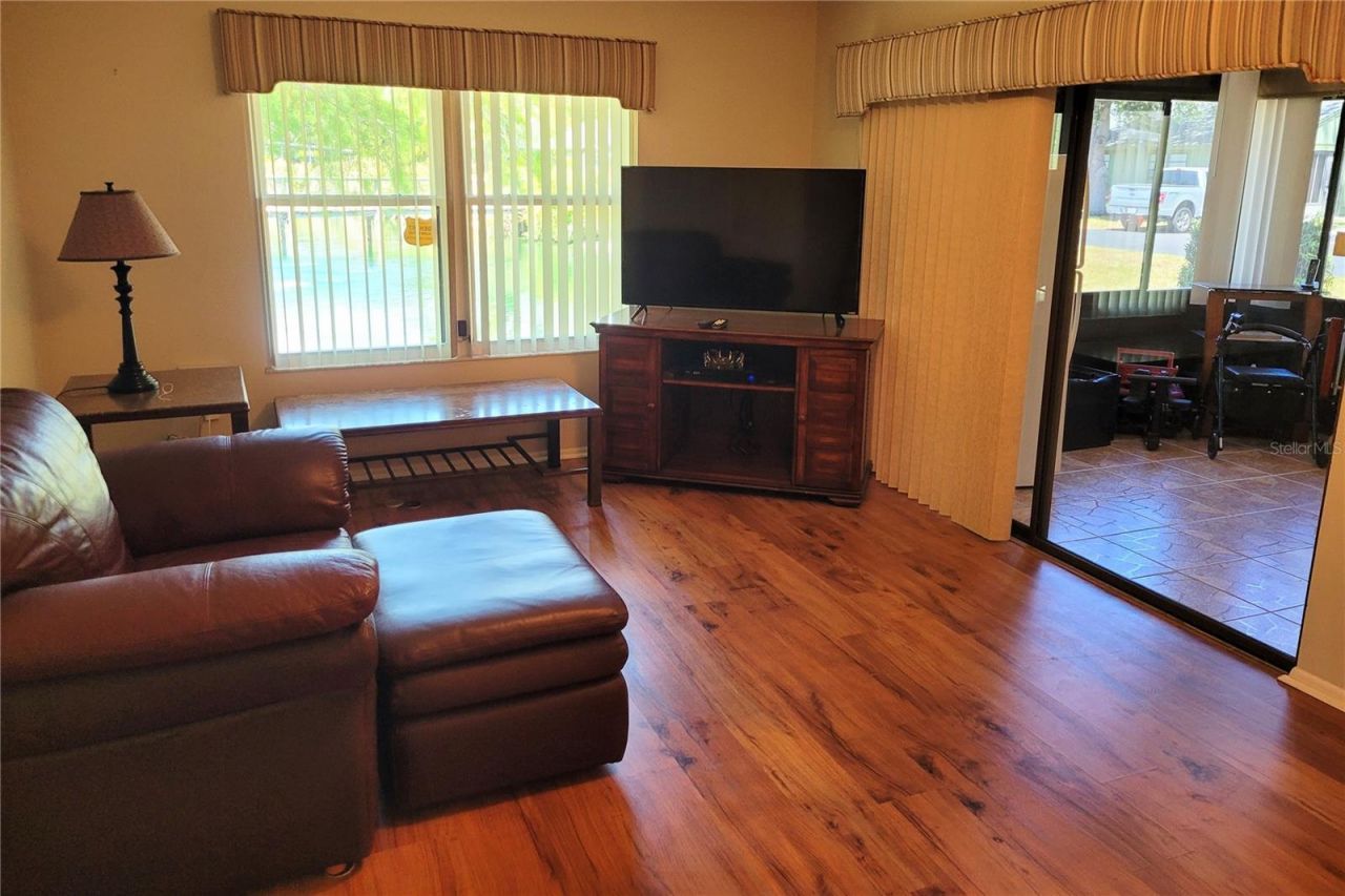 5071 Barrington Circle, Unit 1602, Sarasota, FL 34234 Photo