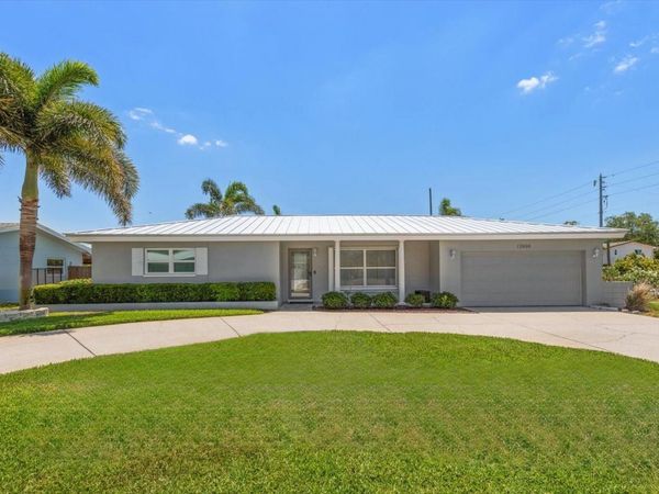 13996 BARBADOS DRIVE , SEMINOLE, FL 33776