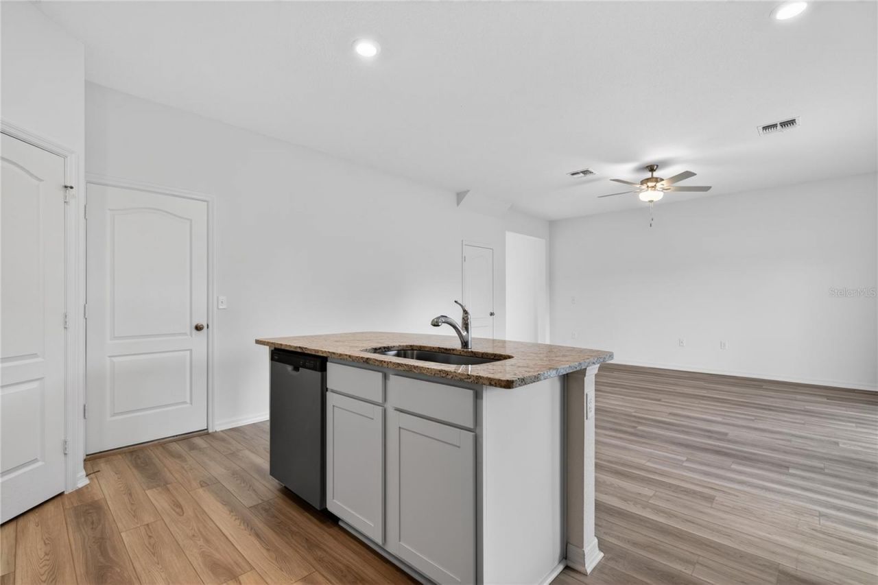 13485 Leaping Water Way, Astatula, FL 34705 Photo