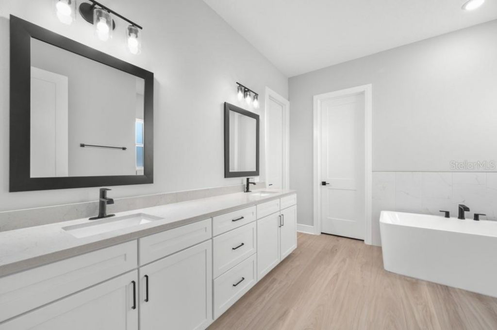 3836 Saddle Hill Trail , Fruitland Park, FL 34731 Photo