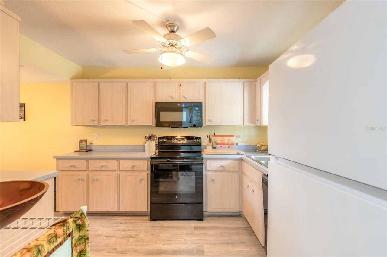 2100 N Peninsula Avenue, Unit 1050, New Smyrna Beach, FL 32169 Photo
