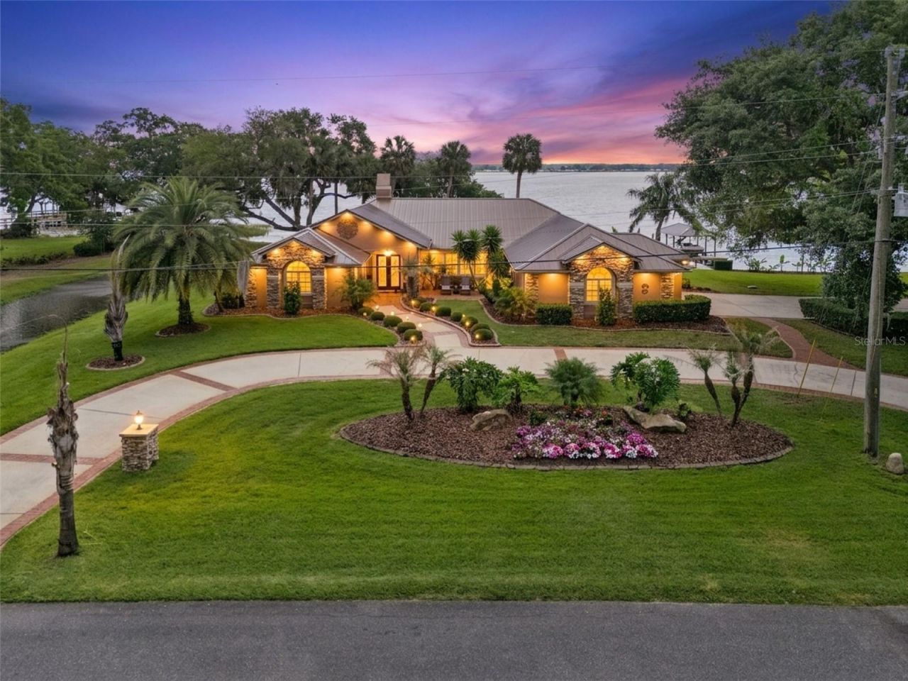 29650 Squirrel Point Road, Tavares, FL 32778 Photo