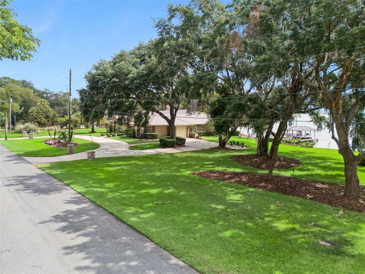 29650 Squirrel Point Road, Tavares, FL 32778 Photo