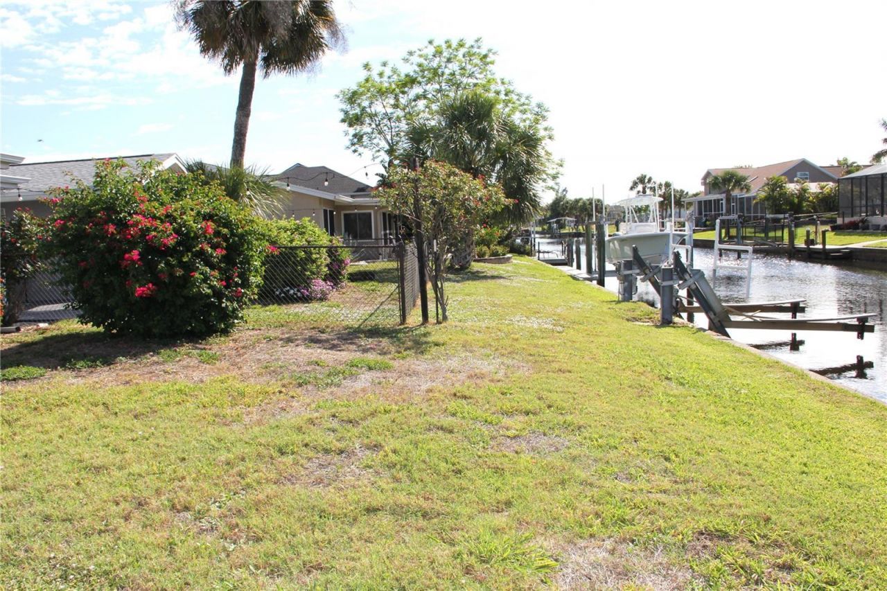 2824 Shannon Drive, Punta Gorda, FL 33950 Photo