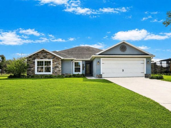 36726 ALAQUA COURT , EUSTIS, FL 32736