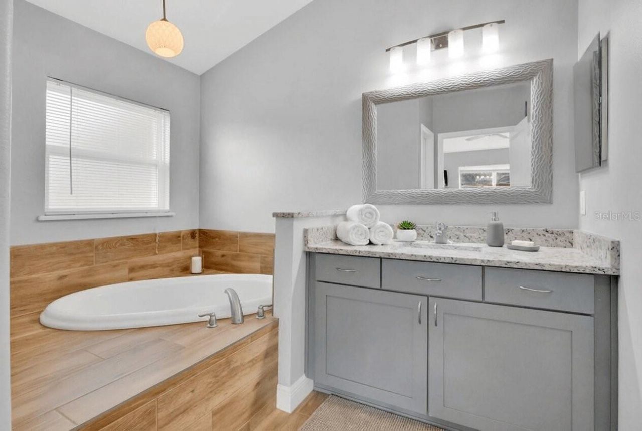 36726 Alaqua Court , Eustis, FL 32736 Photo