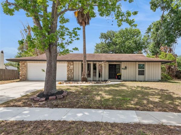 470 BONIFAY AVENUE , ORLANDO, FL 32825