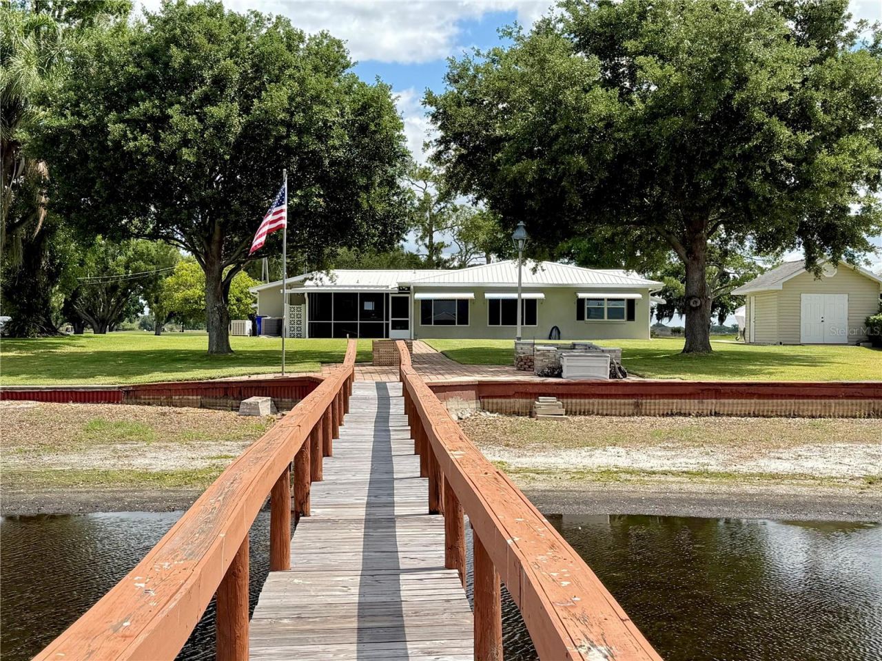 77 W Lake Damon Drive , Avon Park, FL 33825 Photo