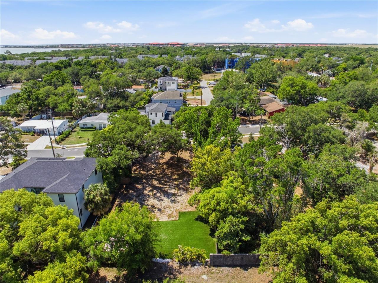 2929 W Averill Avenue, Tampa, FL 33611 Photo
