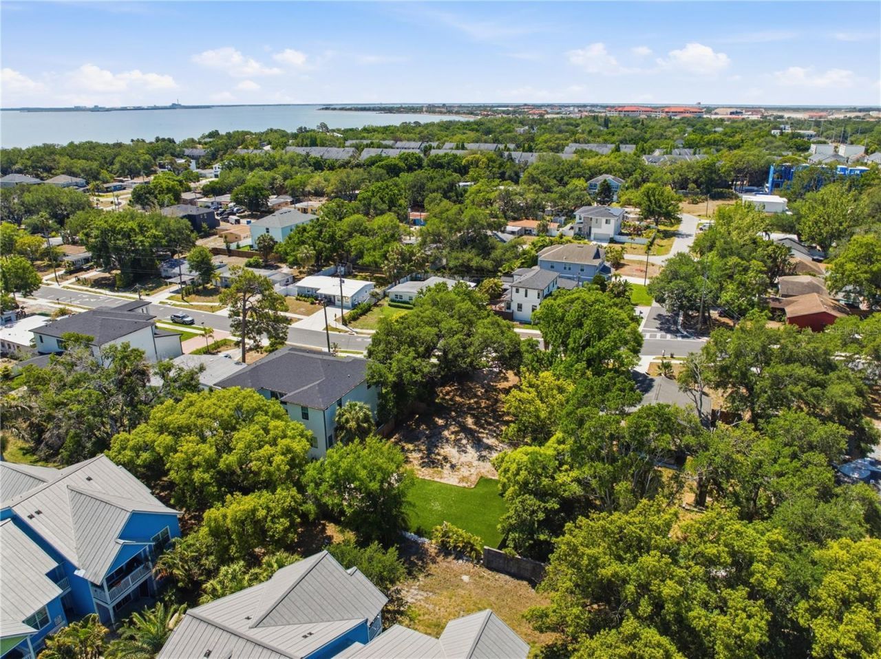 2929 W Averill Avenue, Tampa, FL 33611 Photo