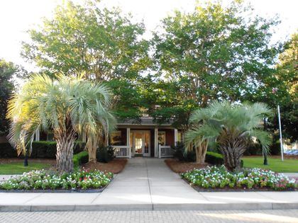 1600 Long Grove Drive Mount Pleasant, SC 29464