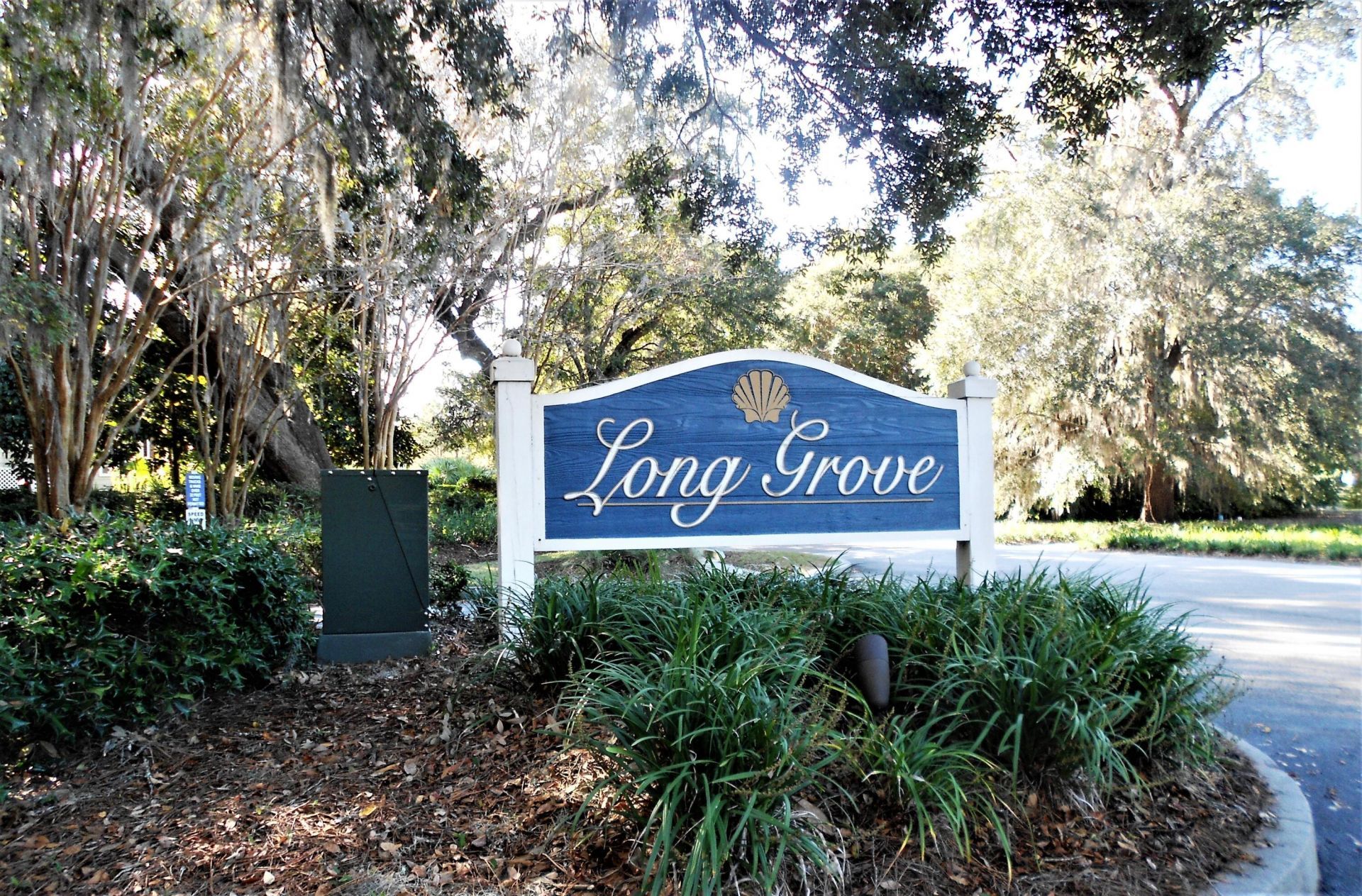 1600 Long Grove Drive Photo 19