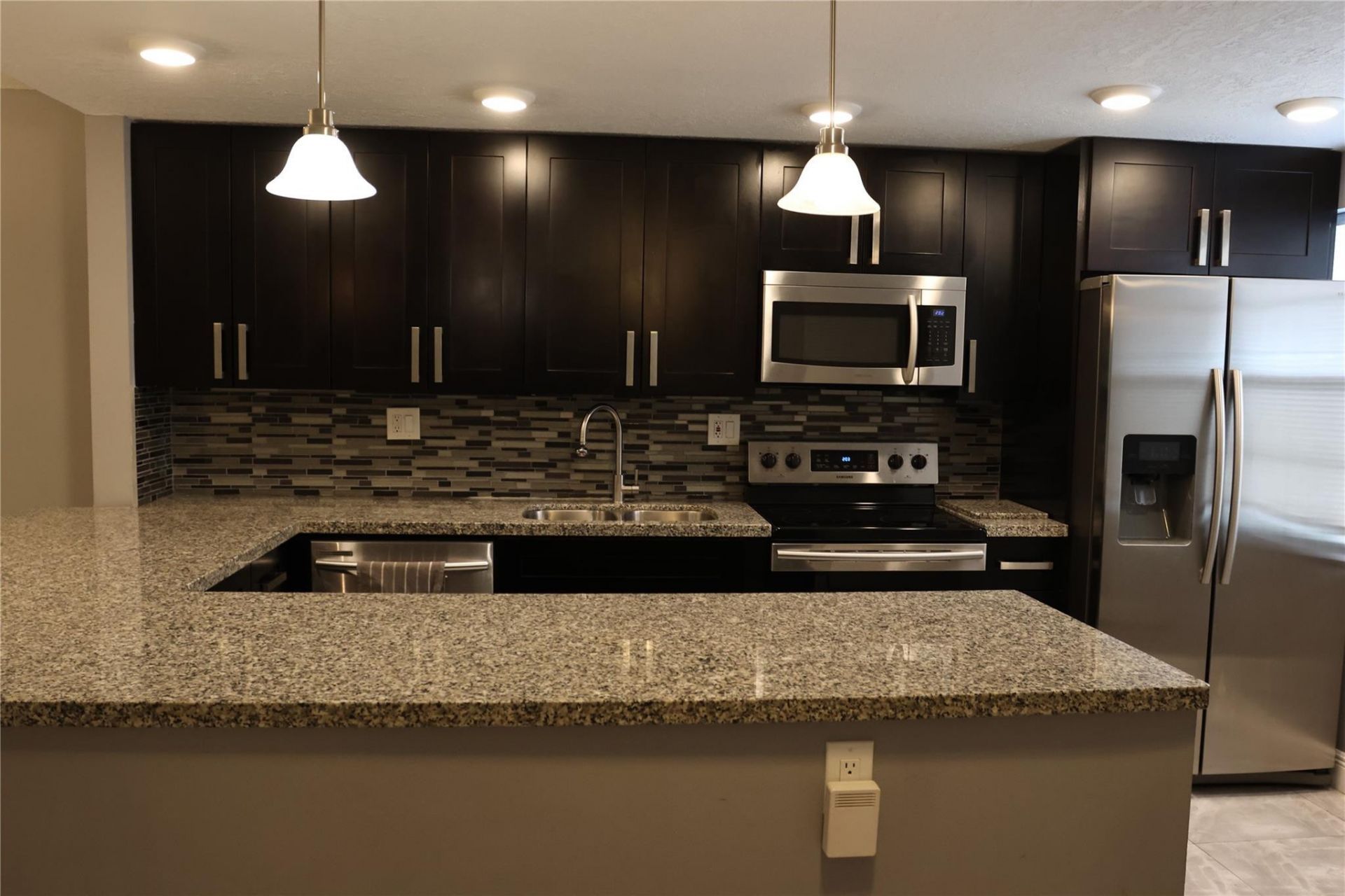 8205 NW 61st Street Nw, Unit B202, Tamarac, FL 33321 Photo