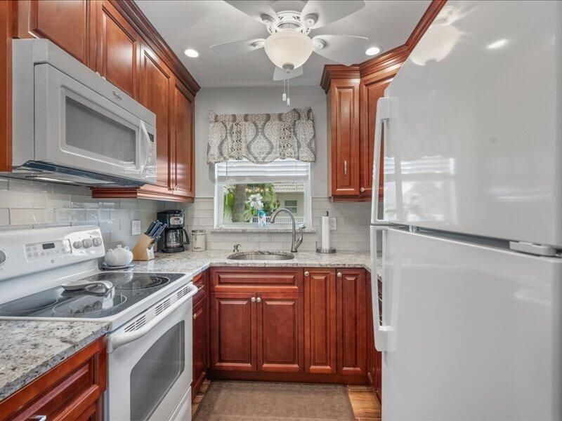 600 Snug Harbor Drive, Unit A16, Boynton Beach, FL 33435 Photo