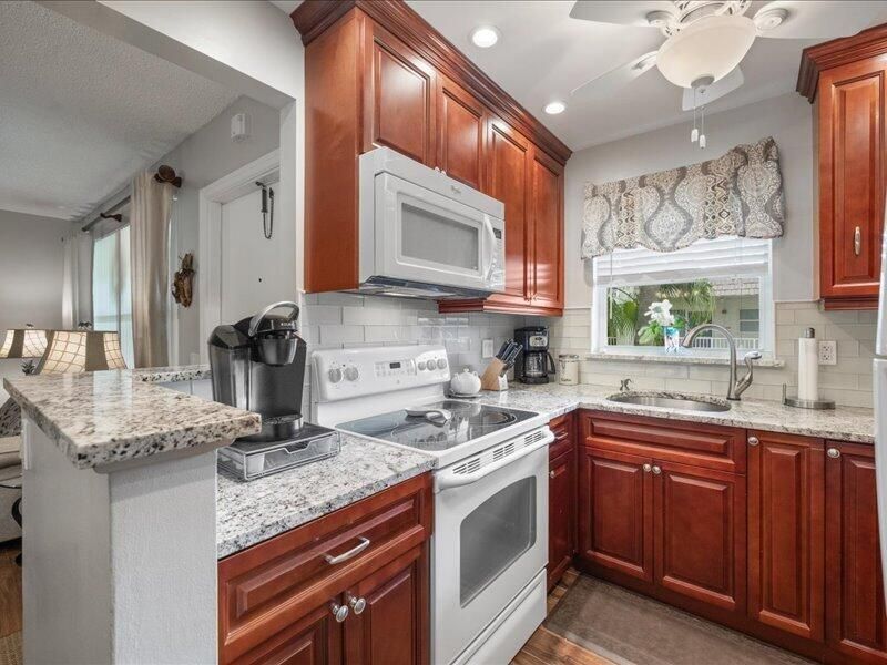 600 Snug Harbor Drive, Unit A16, Boynton Beach, FL 33435 Photo