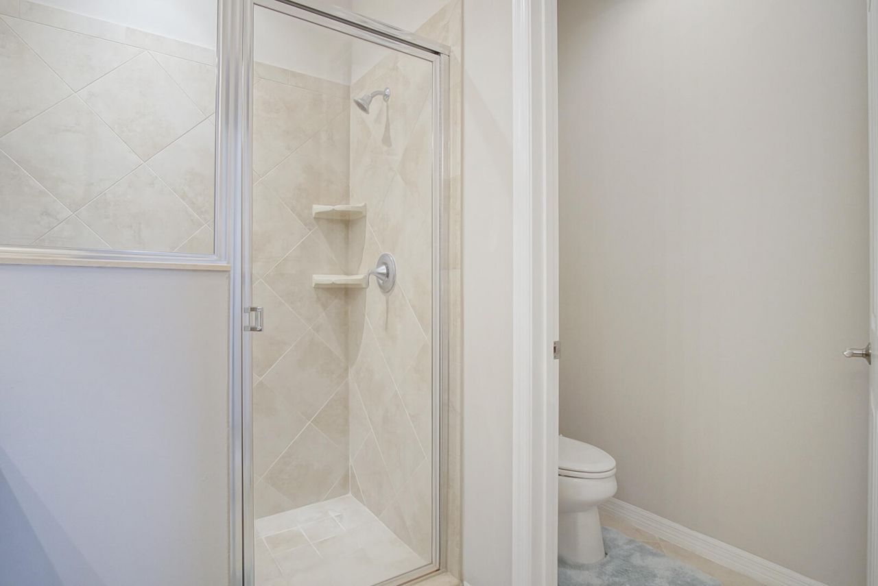 638 SW Glen Crest Way, Stuart, FL 34997 Photo