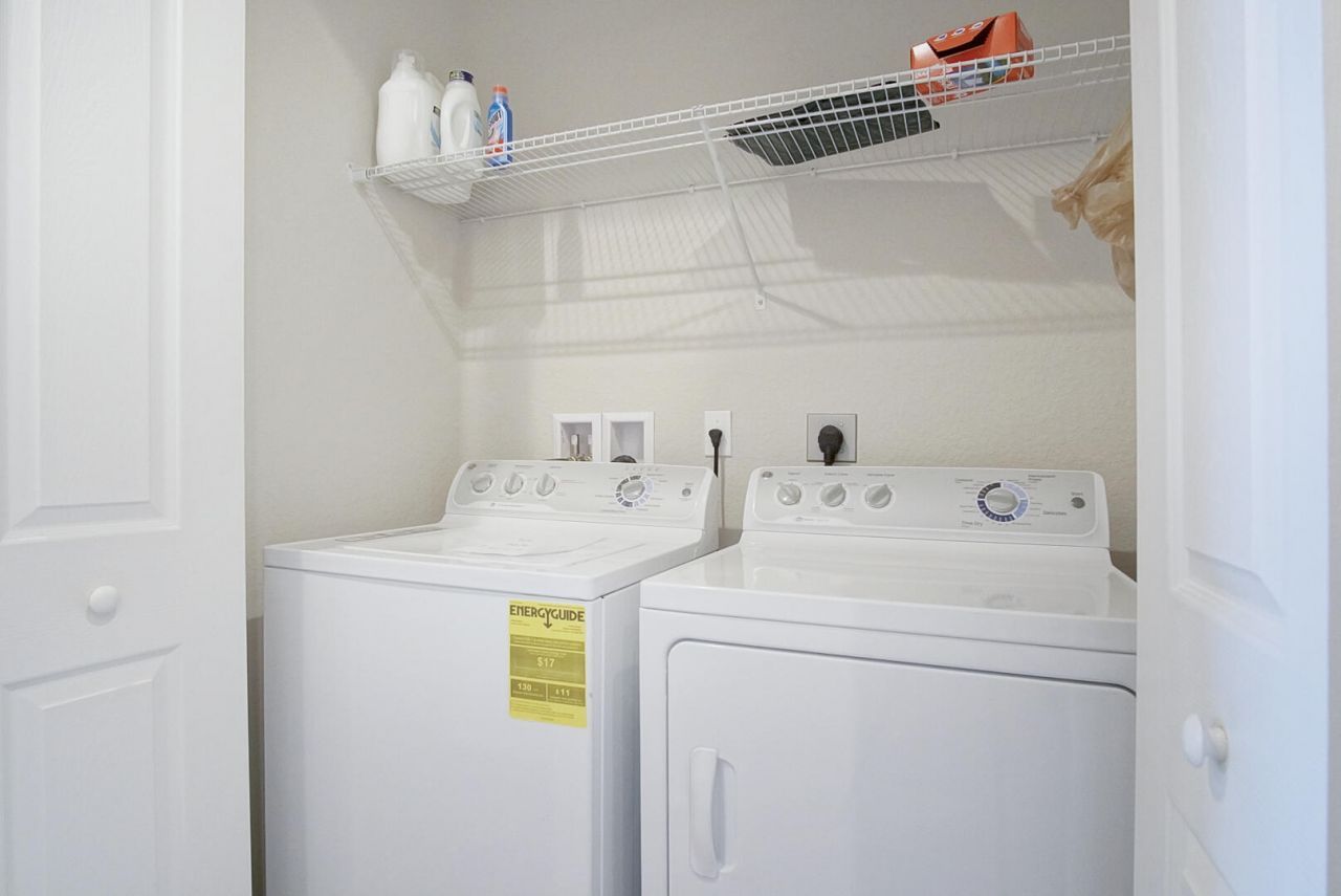 638 SW Glen Crest Way, Stuart, FL 34997 Photo