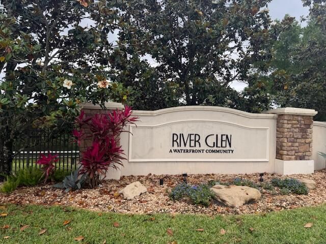 638 SW Glen Crest Way, Stuart, FL 34997 Photo