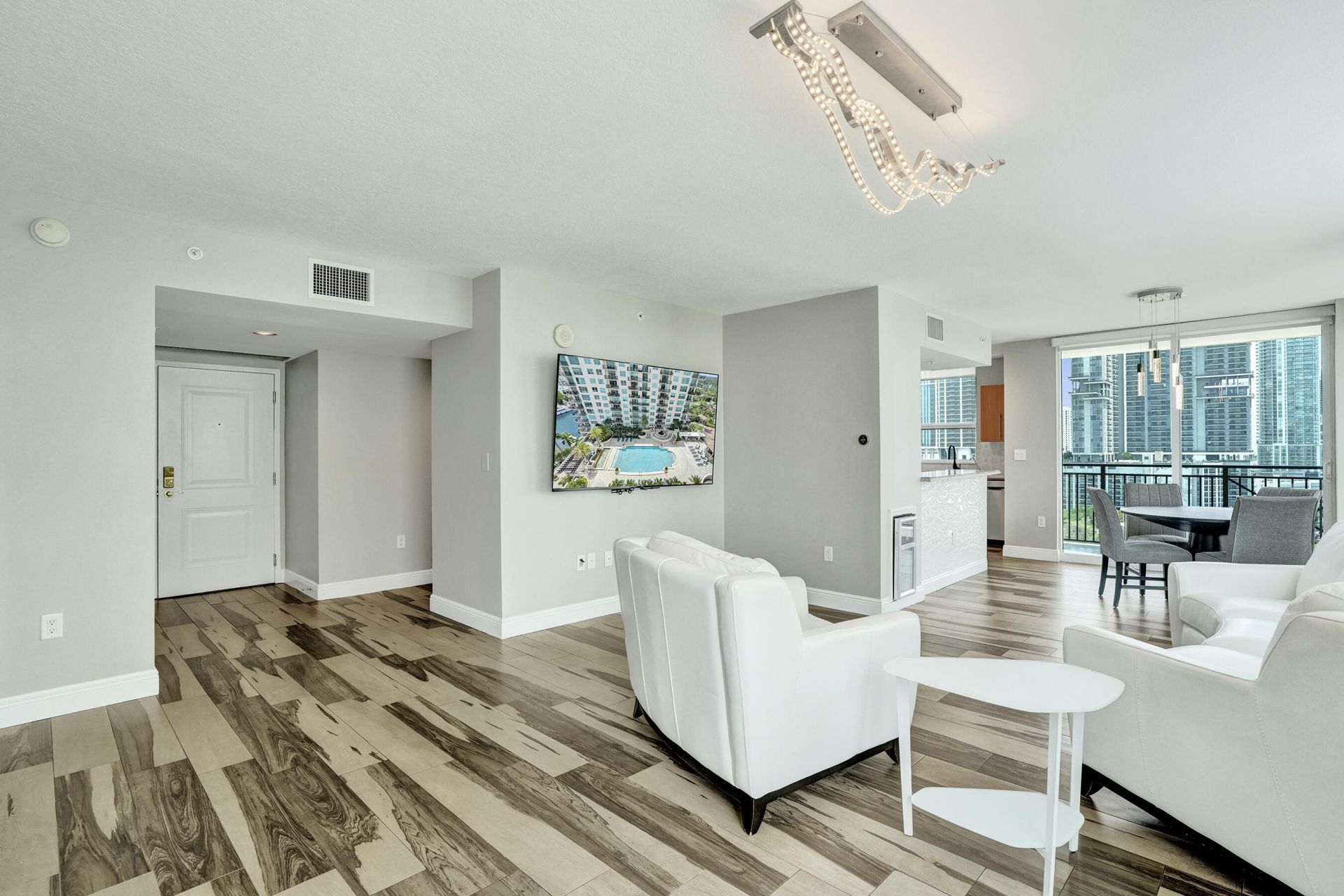 610 W Las Olas, Unit 1518n, Fort Lauderdale, FL 33312 Photo
