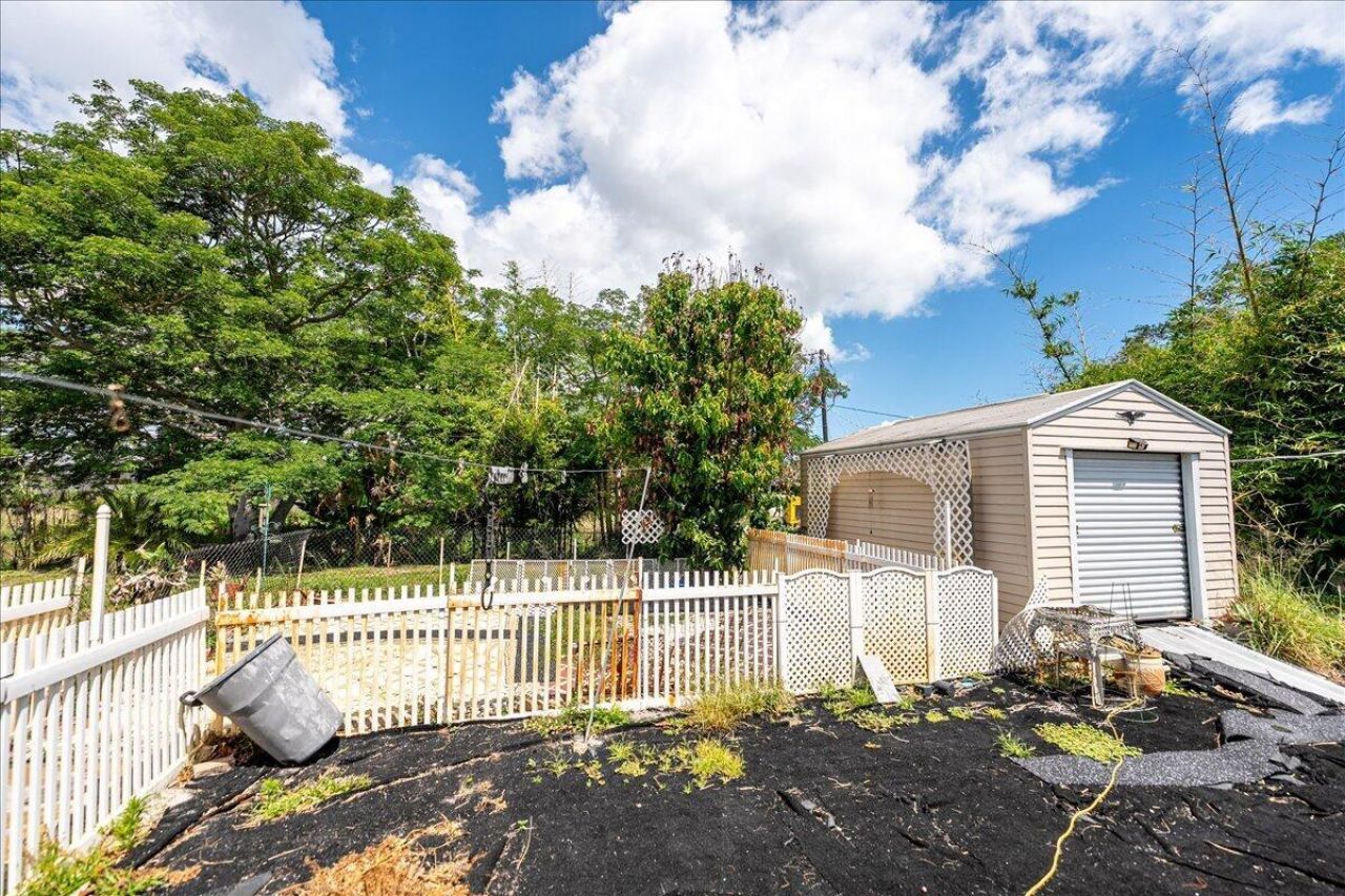 583 SE Greenway Terrace, Port Saint Lucie, FL 34983 Photo
