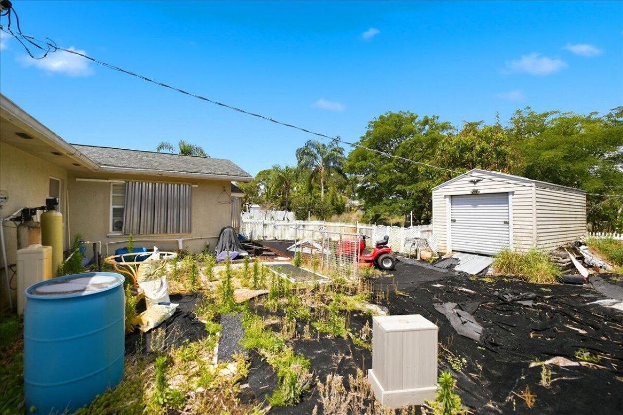 583 SE Greenway Terrace, Port Saint Lucie, FL 34983 Photo