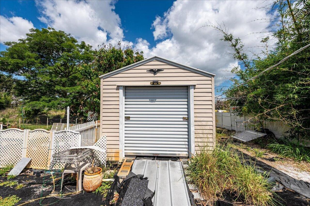 583 SE Greenway Terrace, Port Saint Lucie, FL 34983 Photo