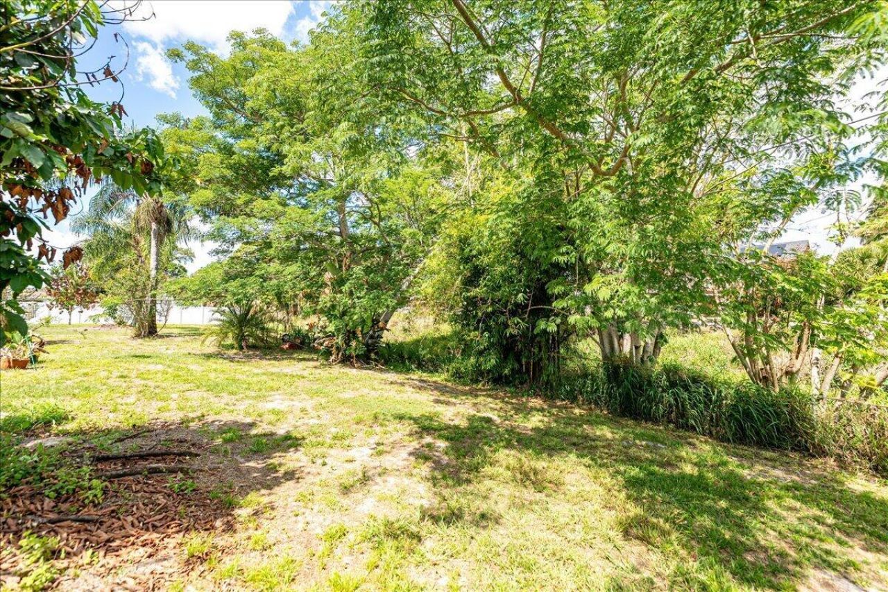583 SE Greenway Terrace, Port Saint Lucie, FL 34983 Photo