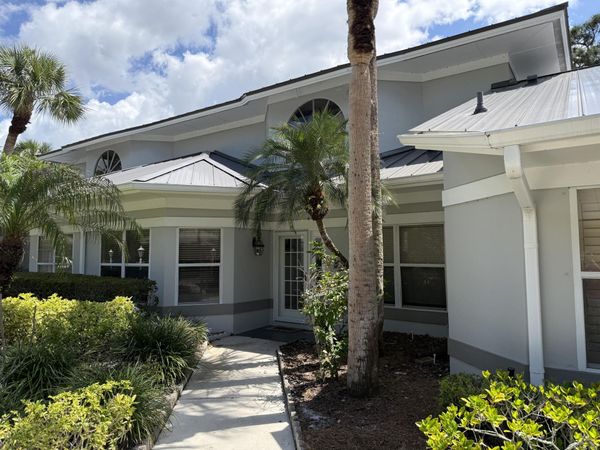 7370 Pine Creek Way, Port St. Lucie, FL 34986