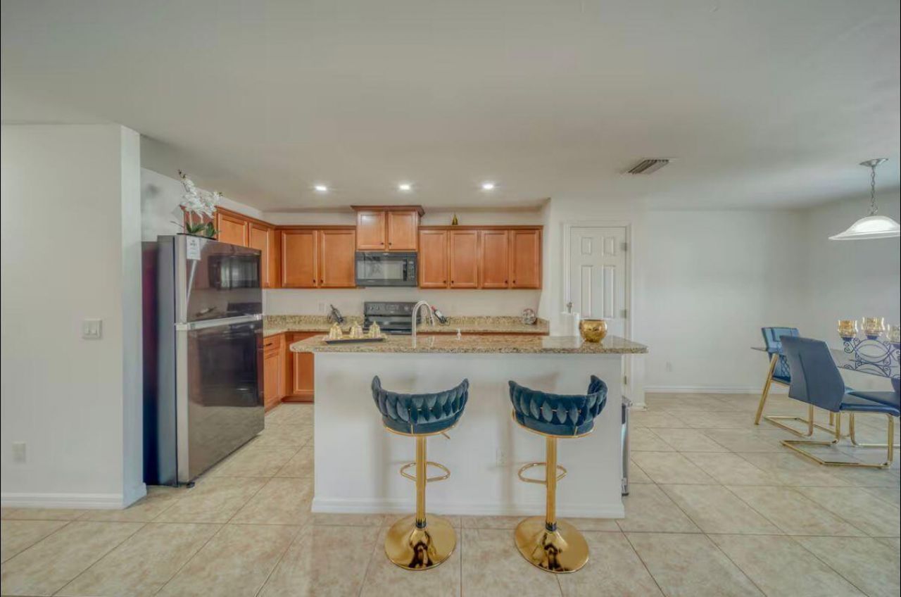 1925 SW 14th Street, Cape Coral, FL 33991 Photo