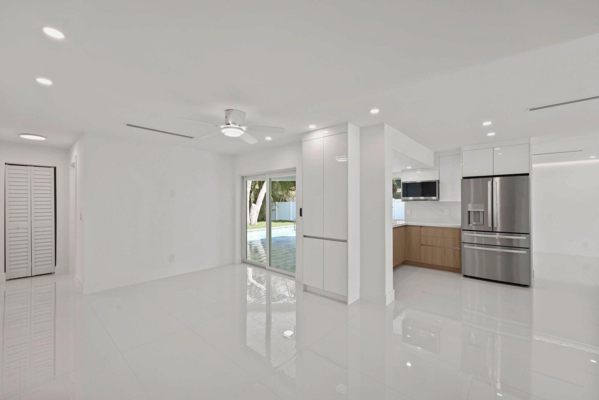 979 NW 8th Street, Boca Raton, FL 33486 Photo