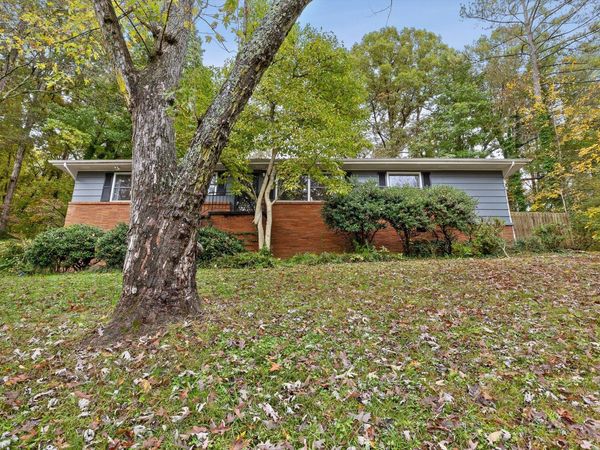 2526 Avalon Circle, Chattanooga, TN 37415