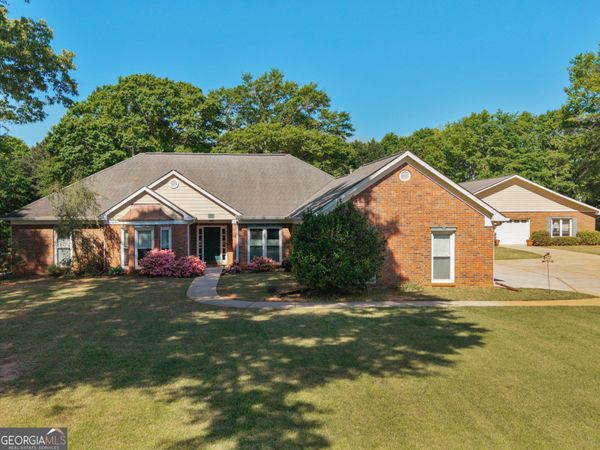 65 Teal Ct, Locust Grove, GA 30248