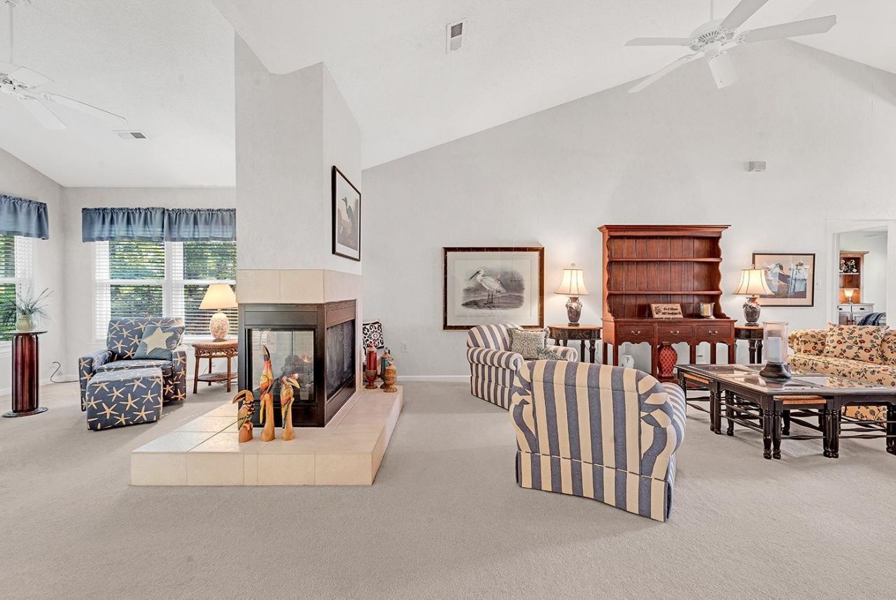 9617 Sandpiper Ct.  Photo 10