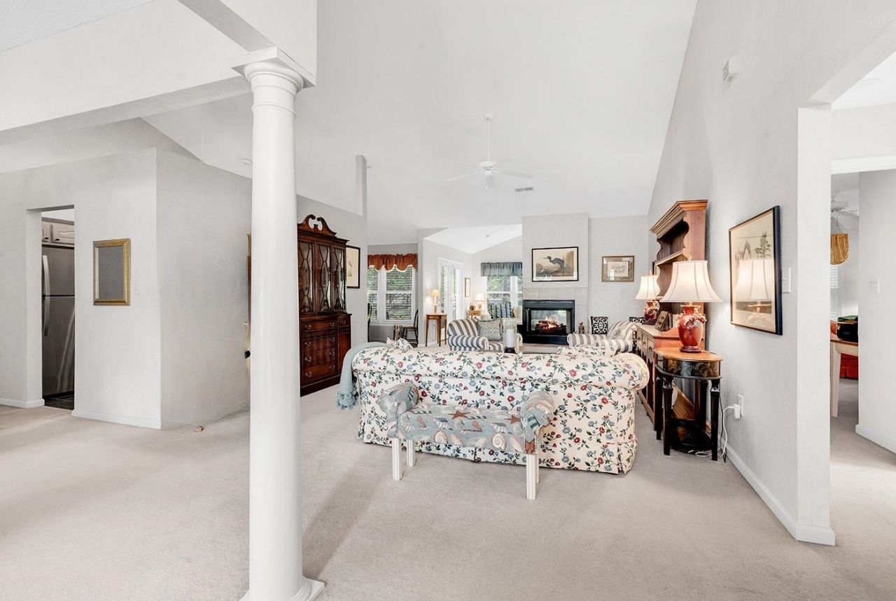 9617 Sandpiper Ct.  Photo 6