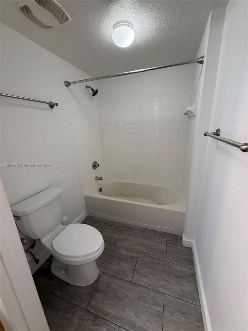 2500 Centergate Dr , Unit 104, Miramar, FL 33025 Photo