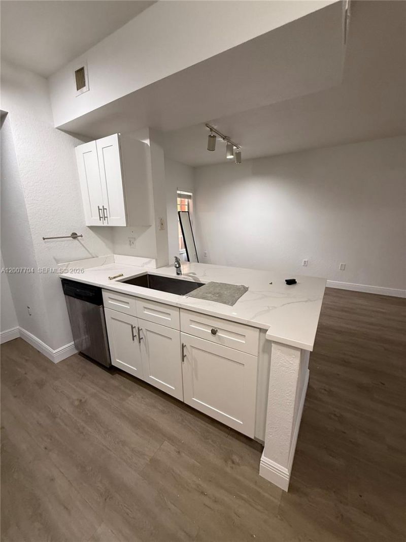 2500 Centergate Dr , Unit 104, Miramar, FL 33025 Photo
