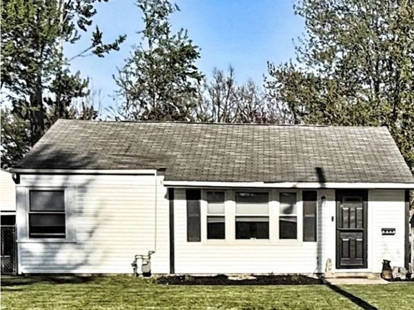4887 Marigold Road , Mentor, OH 44060