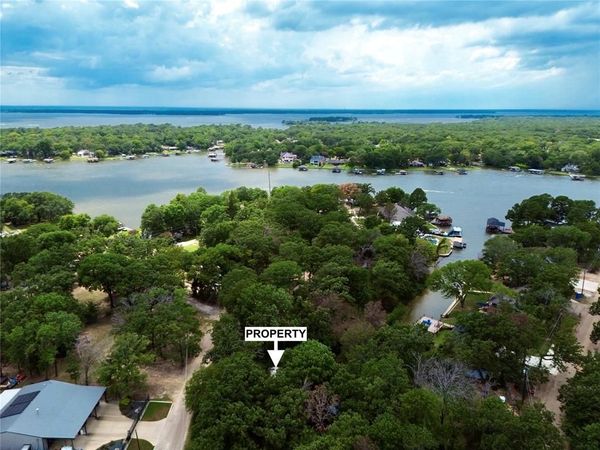 106 Lowe Drive, Mabank, TX 75156