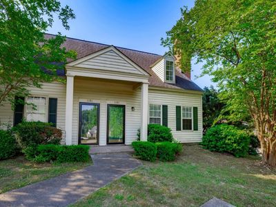 1138 Hulon Lane , West Columbia, SC 29169