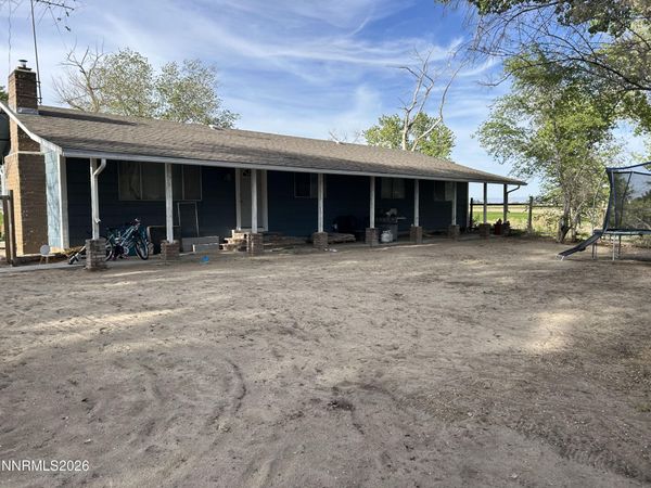 2540 Lone Tree Road, Fallon, NV 89406