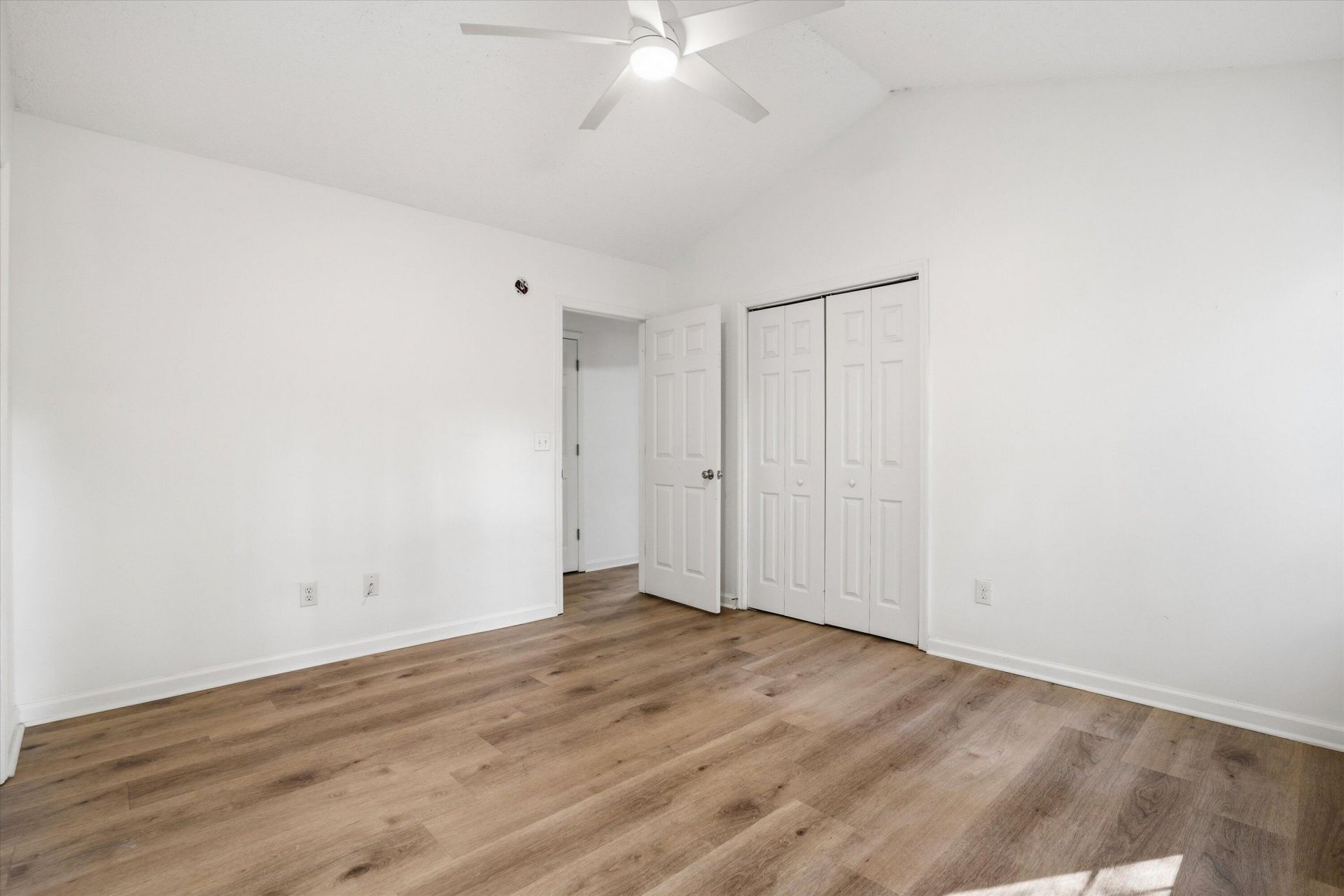 3628 Woodscape Court Photo 12