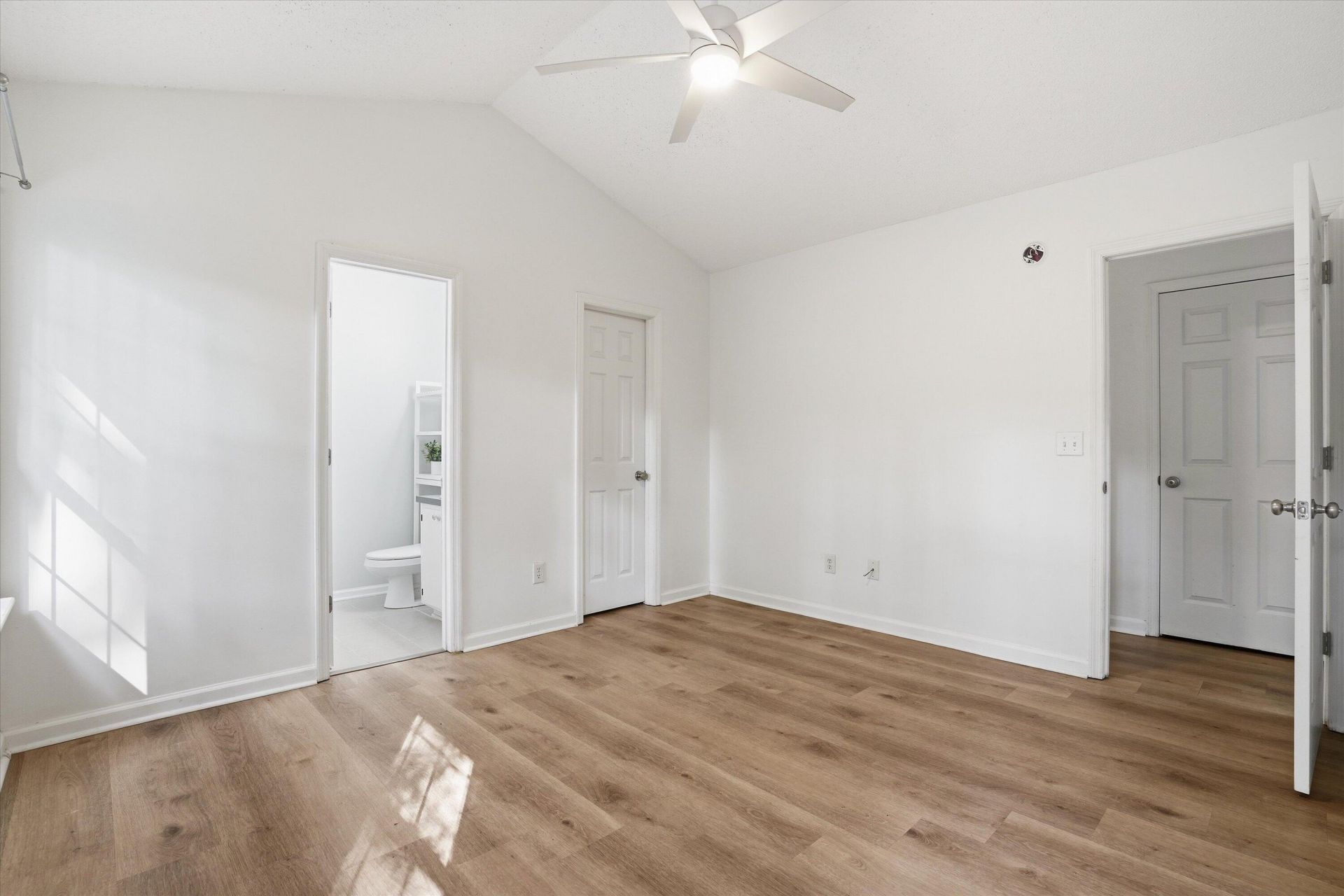 3628 Woodscape Court Photo 13