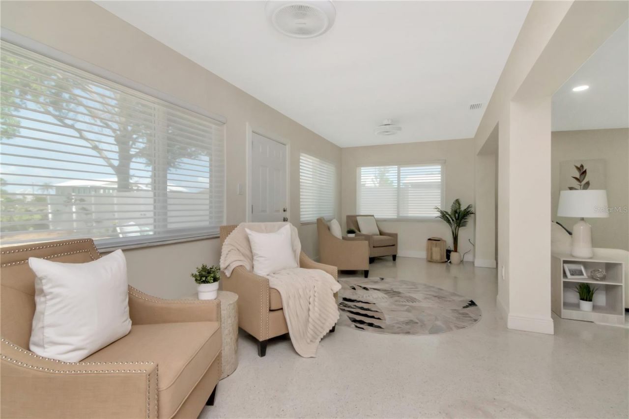 106 Steven Street, Ruskin, FL 33570 Photo