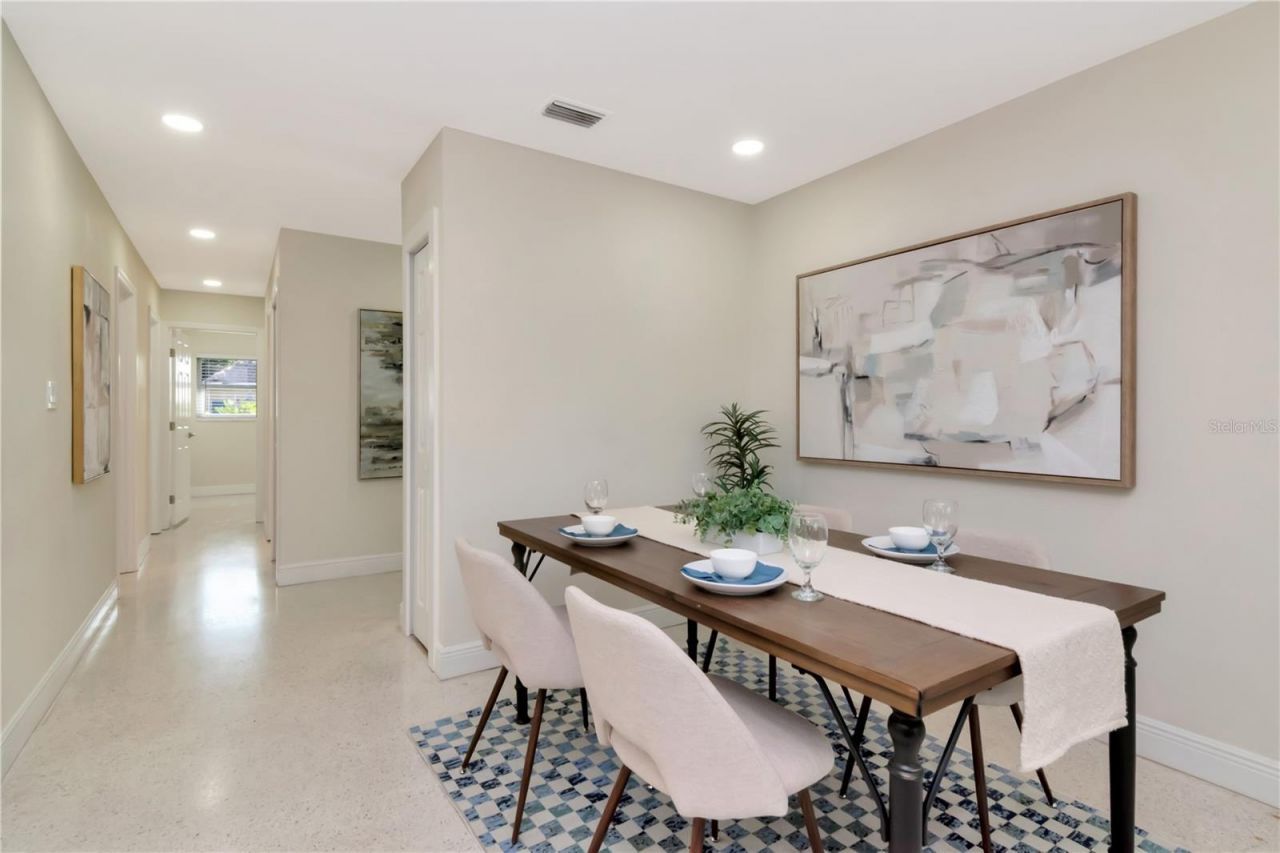 106 Steven Street, Ruskin, FL 33570 Photo