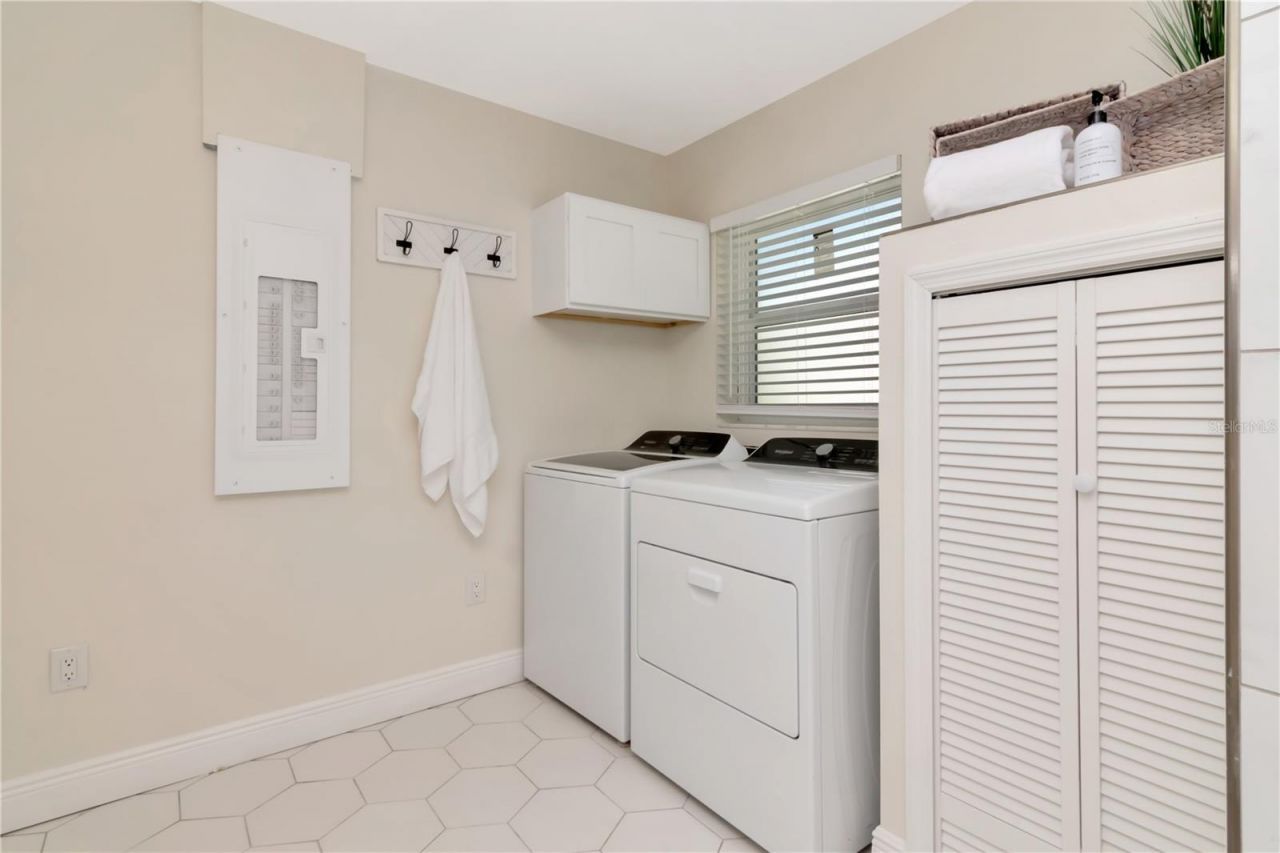 106 Steven Street, Ruskin, FL 33570 Photo