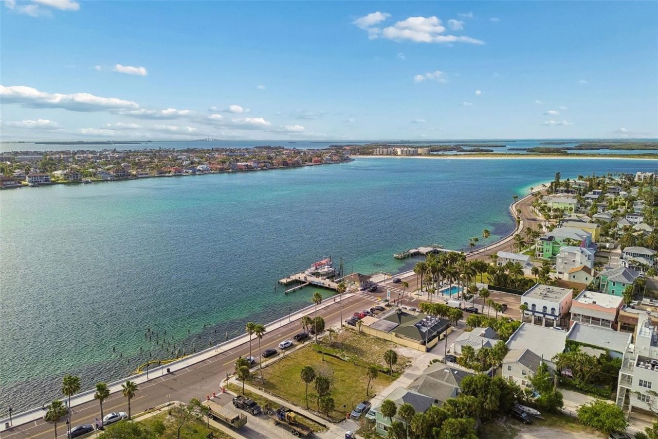 808 Pass A Grille Way, Saint Pete Beach, FL 33706 Photo