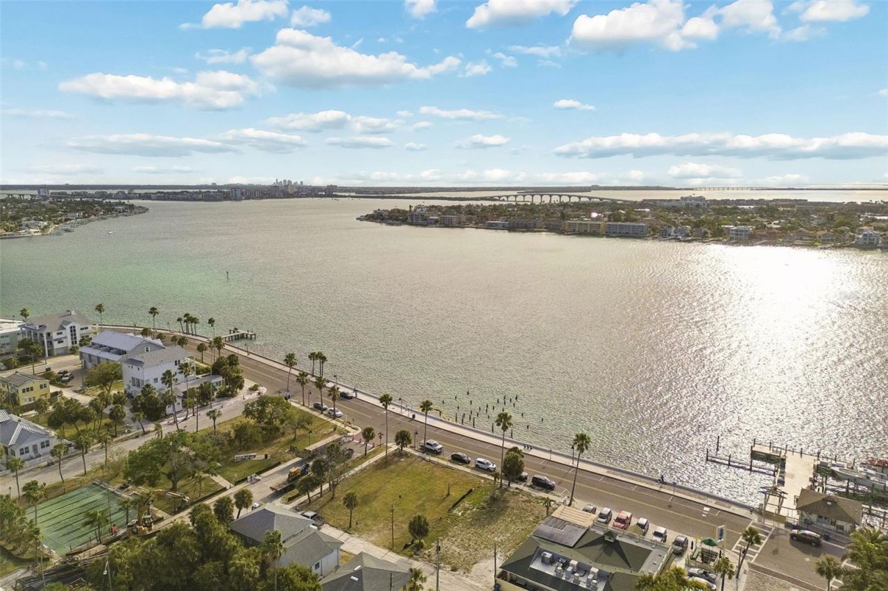 808 Pass A Grille Way, Saint Pete Beach, FL 33706 Photo